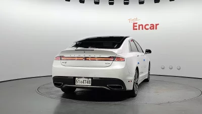 Lincoln MKZ
