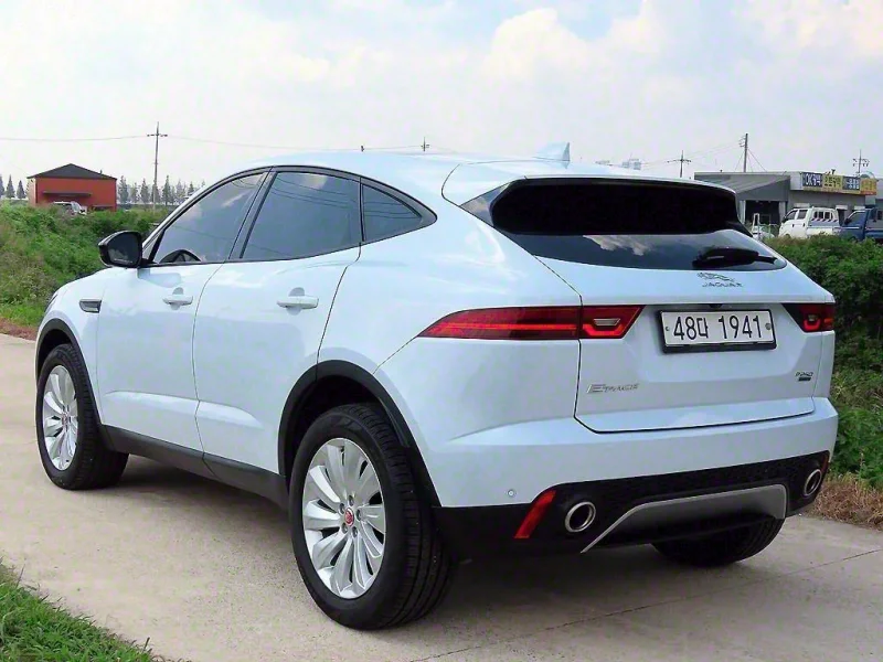 Jaguar E-PACE
