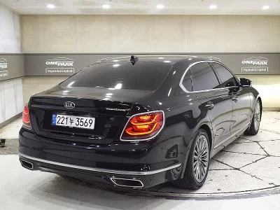 Kia K9