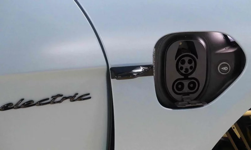 Porsche TAYCAN