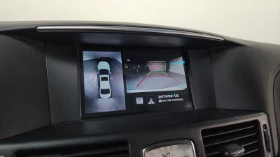 Infiniti Q70