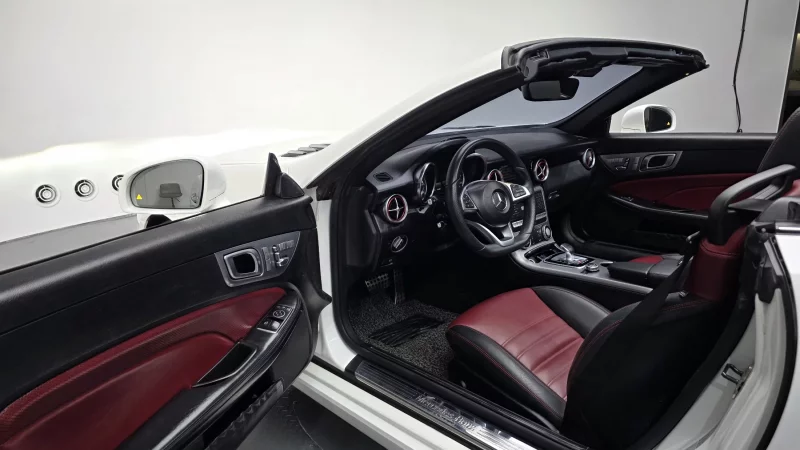 Mercedes-Benz SLC-Class