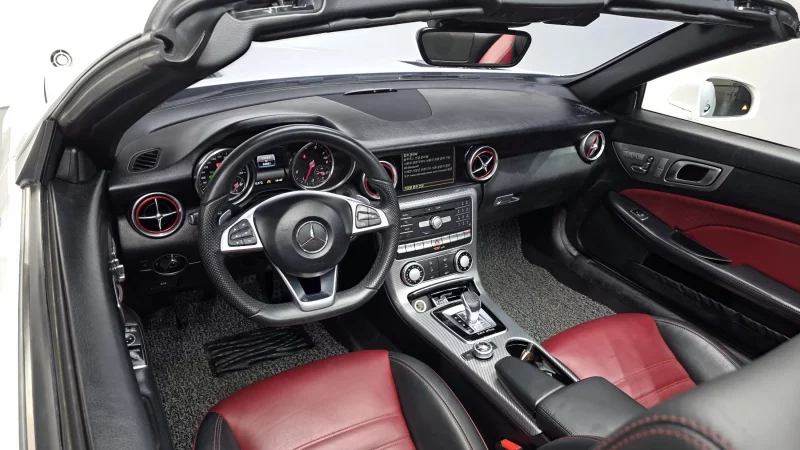 Mercedes-Benz SLC-Class