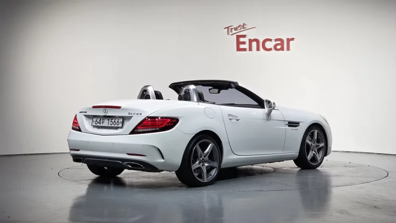 Mercedes-Benz SLC-Class