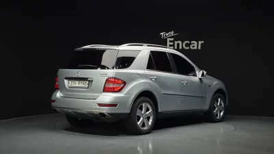 Mercedes-Benz M-class