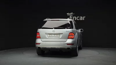 Mercedes-Benz M-class