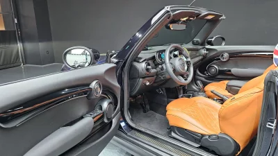 MINI Cooper Convertible