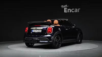 MINI Cooper Convertible