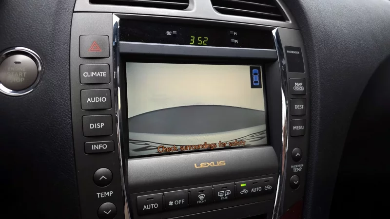 Lexus ES