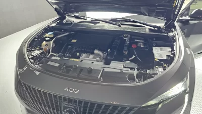 Peugeot 408