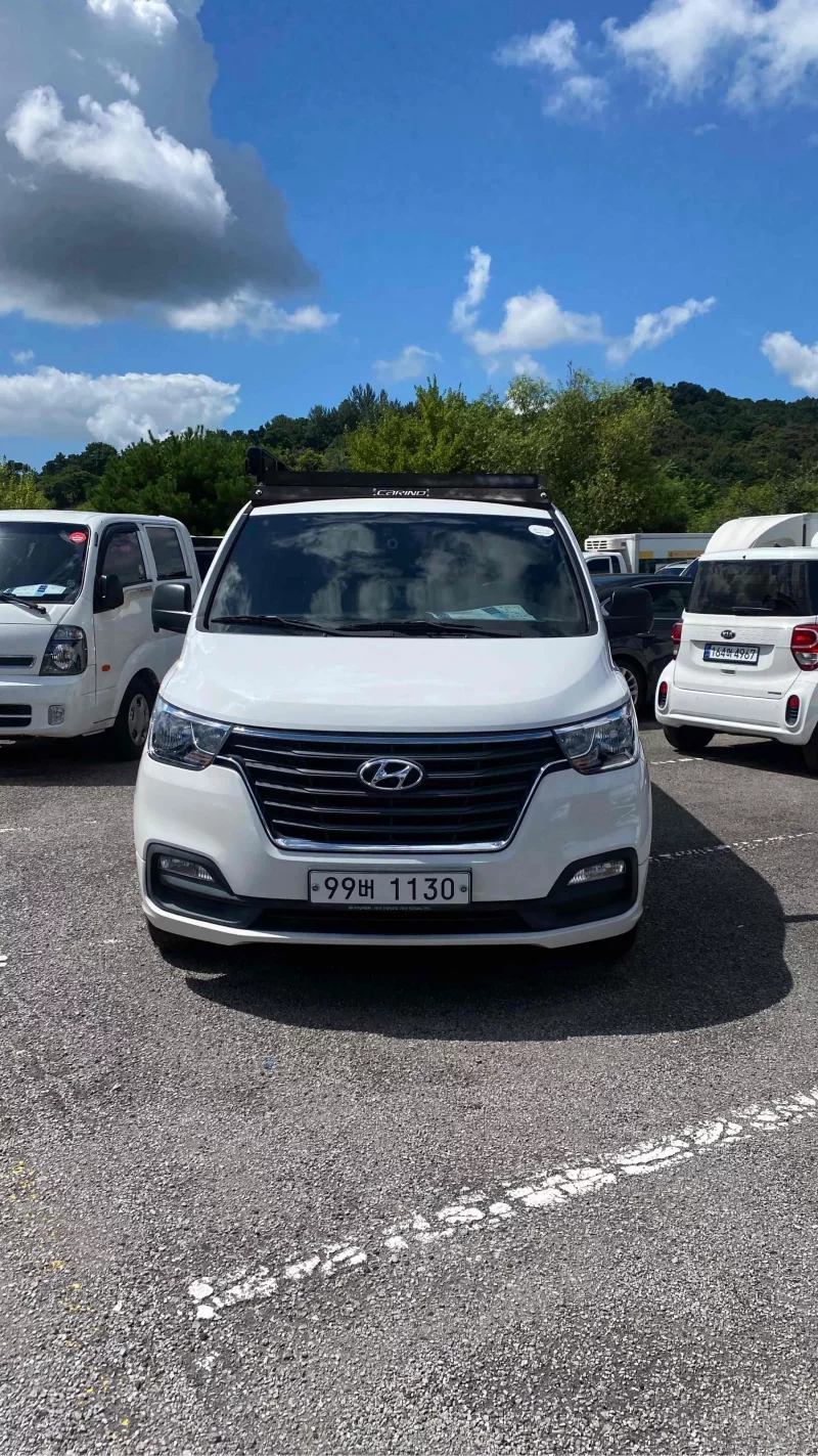 Hyundai Starex
