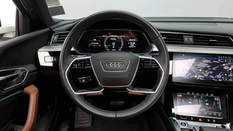 Audi Q8 E-TRON