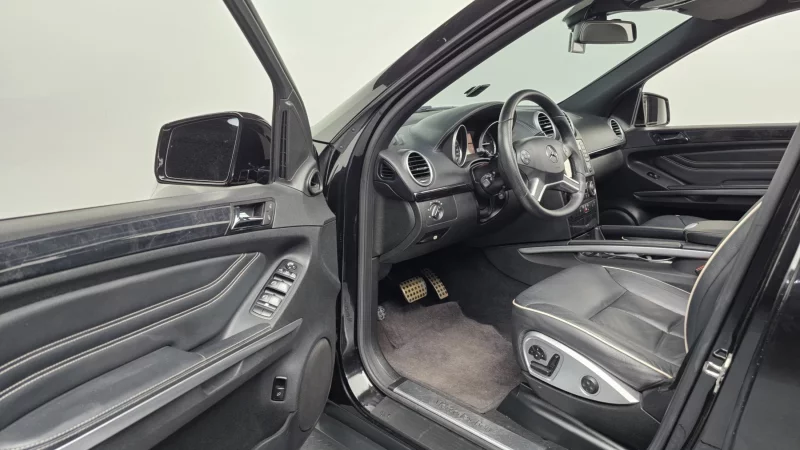 Mercedes-Benz M-class