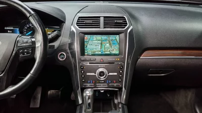 Ford EXPLORER