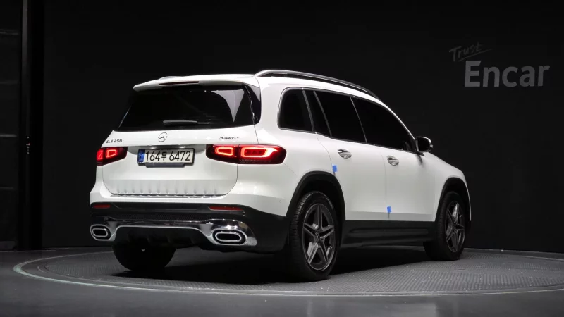 Mercedes-Benz GLB-Class