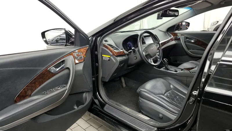 Hyundai Aslan