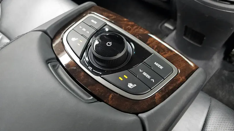 Hyundai Aslan
