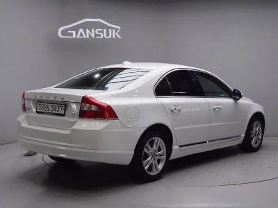 Volvo S80