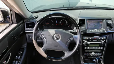 Kia OPIRUS