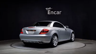 Mercedes-Benz SLK-Class