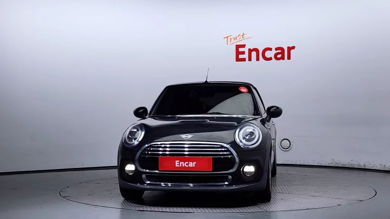 MINI Cooper Convertible