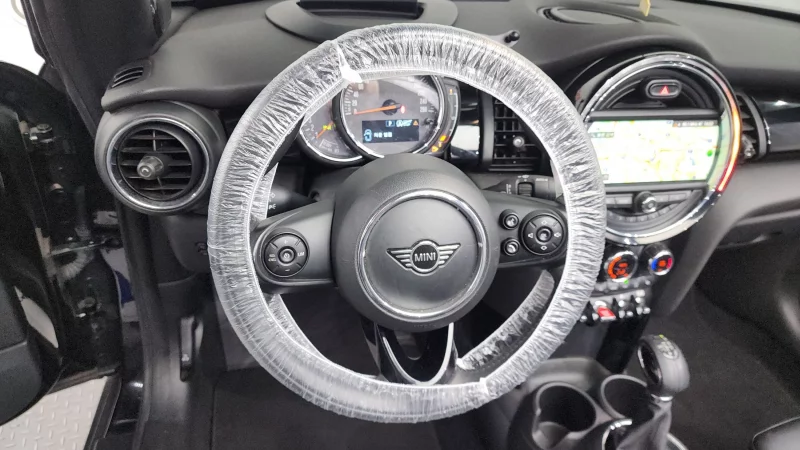 MINI Cooper Convertible