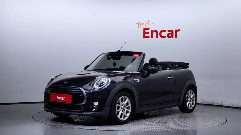 MINI Cooper Convertible