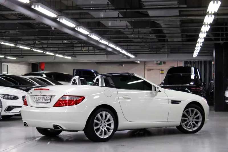 Mercedes-Benz SLK-Class