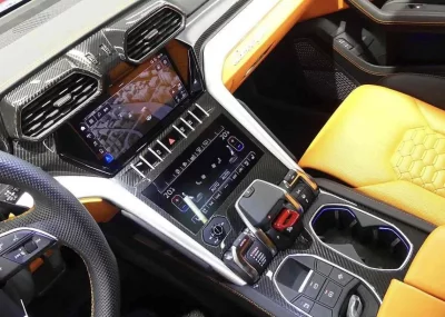 Lamborghini URUS