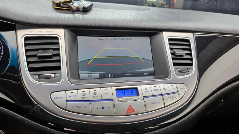 Hyundai Genesis
