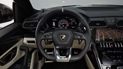 Lamborghini URUS