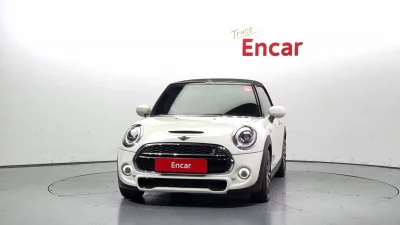 MINI Cooper Convertible