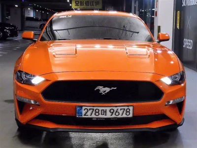 Ford MUSTANG