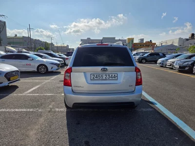 Kia Carens