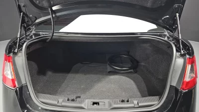 Ford TAURUS