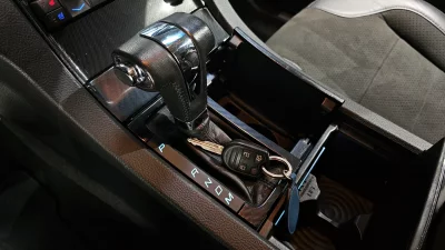 Ford TAURUS
