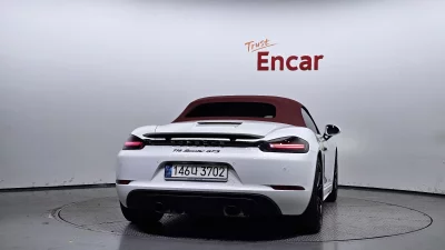 Porsche 718