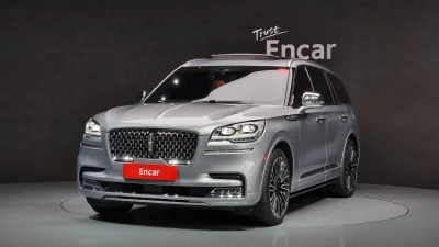 Lincoln AVIATOR
