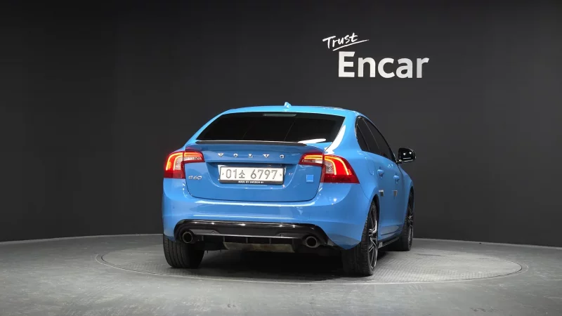 Volvo S60