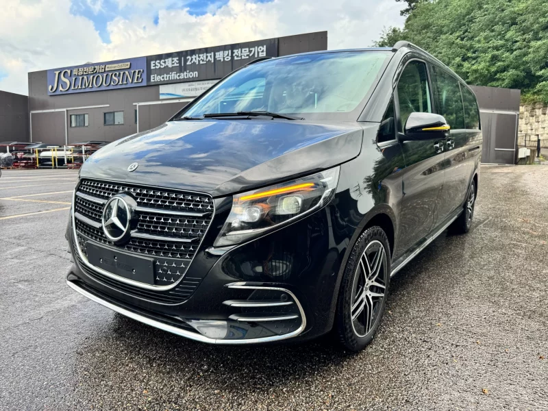 Mercedes-Benz V-Class