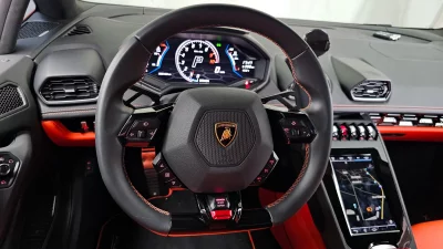 Lamborghini HURACAN
