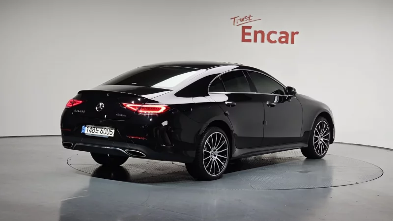 Mercedes-Benz CLS-Class