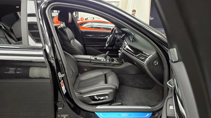 BMW 7-Series