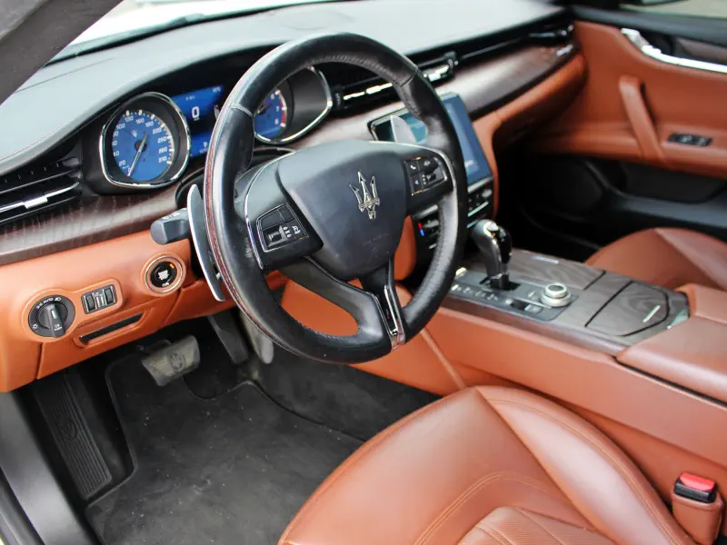 Maserati Quattroporte