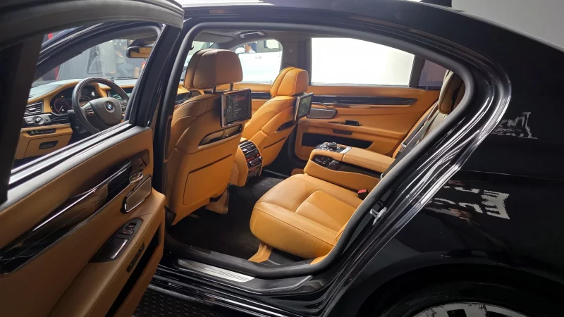 BMW 7-Series