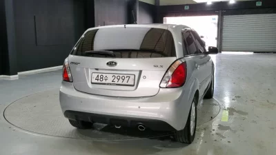 Kia pride