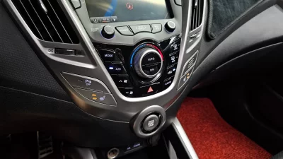 Hyundai Veloster