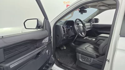Ford EXPEDITION