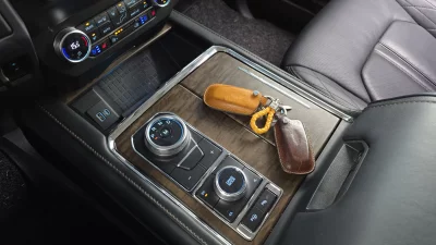 Ford EXPEDITION