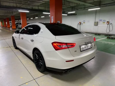 Maserati GHIBLI